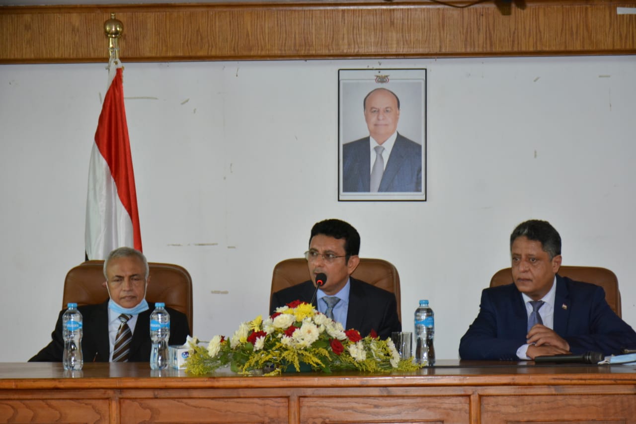 إعادة (7700) عالقاً يمنياً في مصر إلى أرض الوطن 