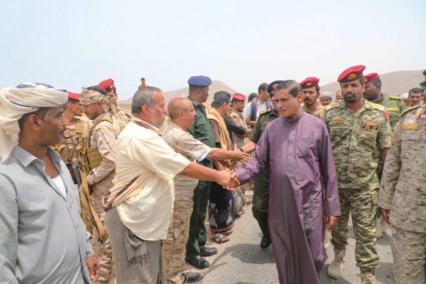 عضو مجلس القيادة اللواء البحسني يشيد بجهود قيادة السلطة المحلية في المهرة