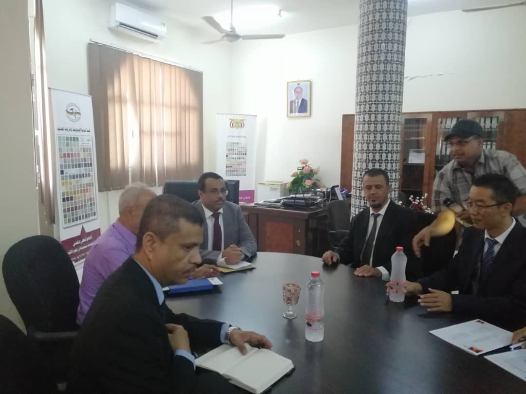 وزير النفط يطلع على سير العمل في هيئة المساحة الجيولوجية ويوجه بإعداد رؤية ترويجية