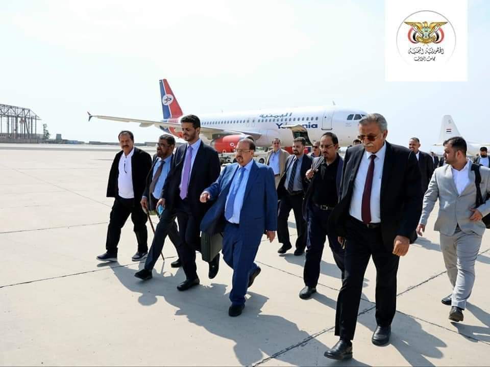 رئيس واعضاء مجلس النواب يصلون عدن