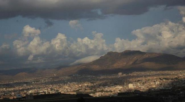 الأرصاد: أمطار متفاوتة وأجواء حارة ومغبرة خلال الساعات القادمة