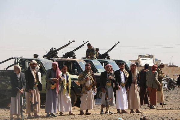 قبائل طوق صنعاء تخوض مواجهة صامتة لمقاومة نزعة الهيمنة الحوثية