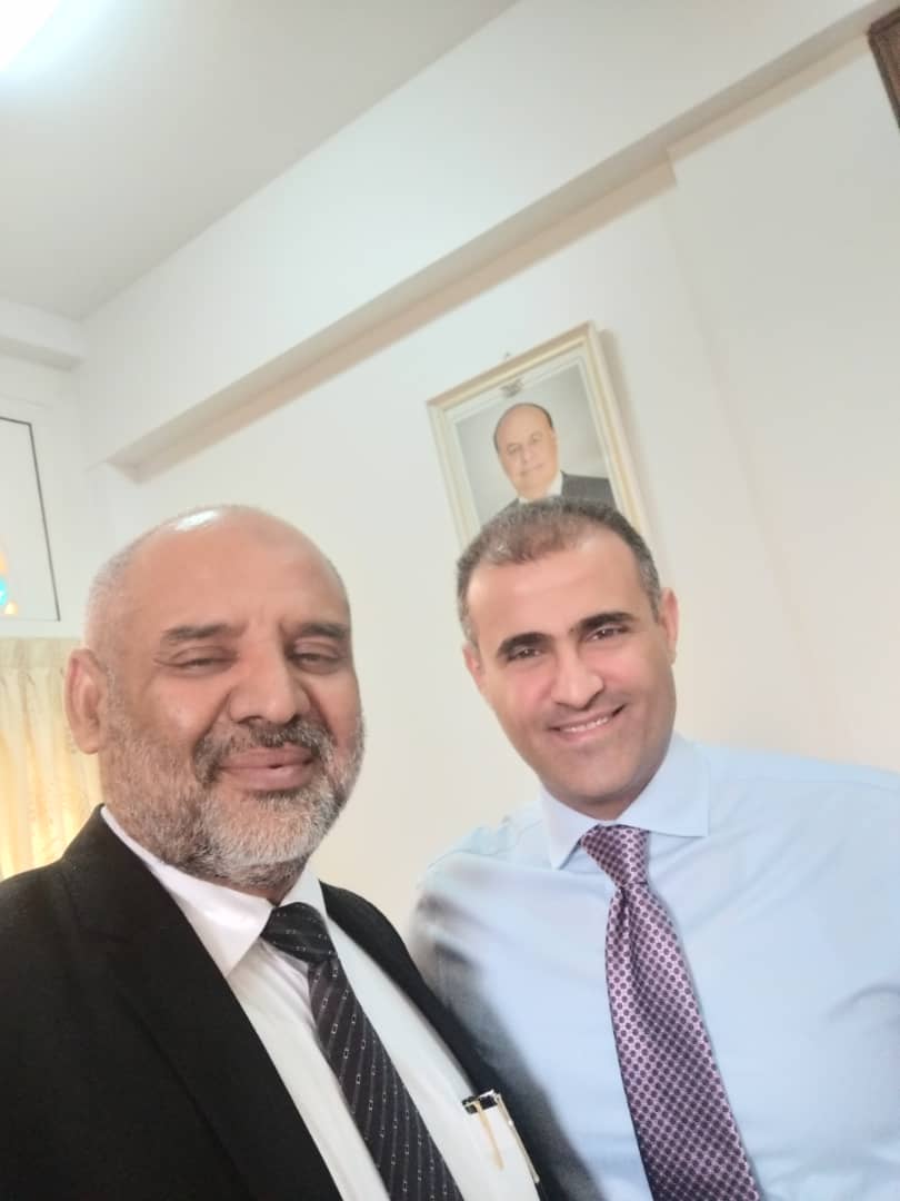 الوزير الحضرمي يبحث مع الوكيل الكثيري تعزيز نشاط وزارة الخارجية في سيئون 