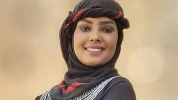 مليشيا الحوثي تعتدي بالضرب المبرح على المختطفة انتصار الحمادي.