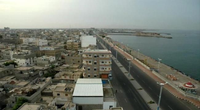 دعوات لاستكمال تحرير الحديدة وايقاف تهديدات الحوثيين للملاحة الدلية