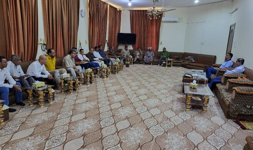 البحسني يوجه بإعداد الدراسات لتحسين خدمة الكهرباء في حضرموت