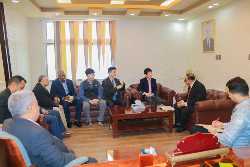 الوزير حميد يبحث مع القائم بأعمال السفير الياباني دعم مشاريع قطاع النقل