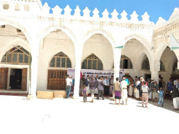 جريمة بشعة وصادمة .. مليشيا الحوثي بمطاردة أحد الفتيان وتقتله داخل مسجد