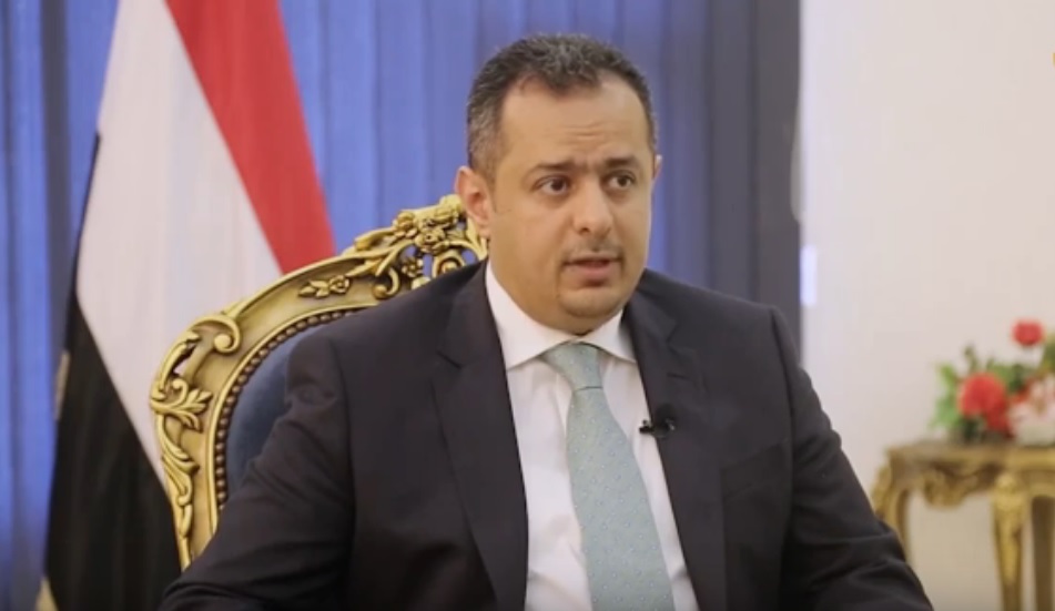 رئيس الوزراء يطمئن على صحة المناضل محمد الفسيل