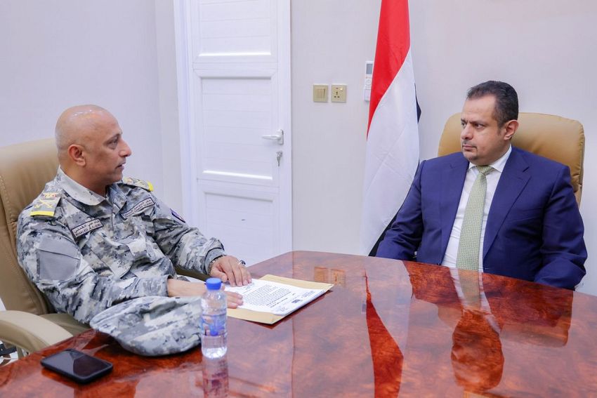 رئيس الوزراء يؤكد على الدور الحيوي لمصلحة خفر السواحل في الحد من عمليات التهريب