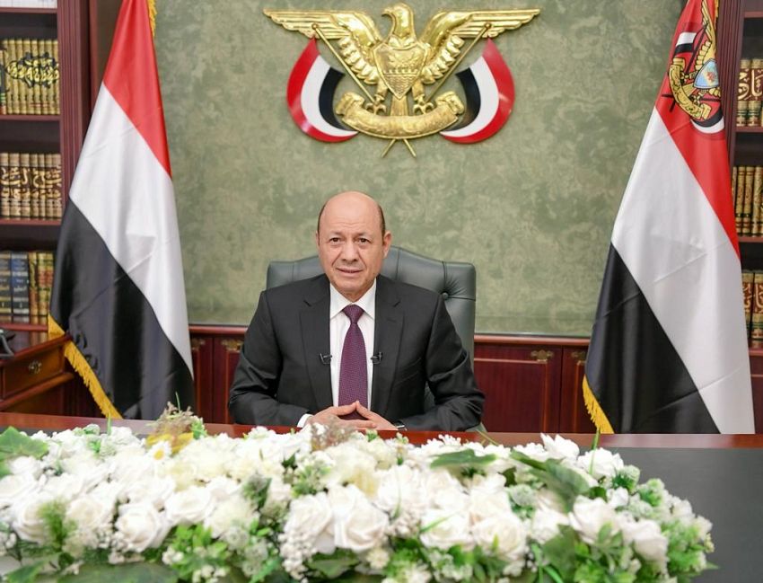 في خطاب هام للشعب اليمني.. الرئيس العليمي يؤكد وحدة مجلس القيادة الرئاسي ويعزي عائلات ضحايا التدافع المؤلم في صنعاء