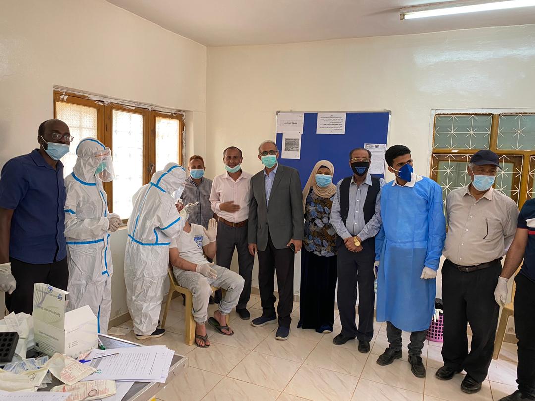 بدء فحوصات الـ(بي سي آر) لليمنيين العالقين في السودان تمهيدا لنقلهم لليمن