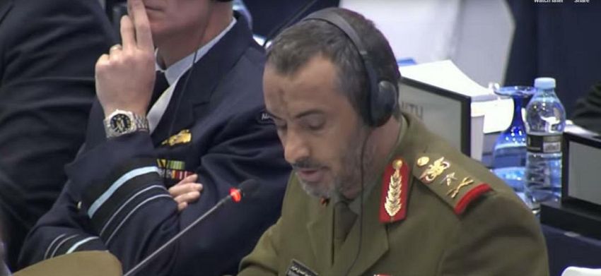 رئيس هيئة الأركان: تهديد مليشيا الحوثي للملاحة الدولية امتداداً لأعمالها الإرهابية