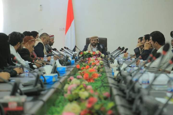 تنفيذي مأرب يستعرض تقارير سير الاداء لعدد من المكاتب خلال العام 2020م