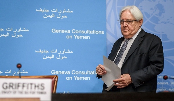 غضب في أوساط الشرعية من "غريفيث" وتحرك برلماني لإصدار بيان يدعو لوقف التعامل معه