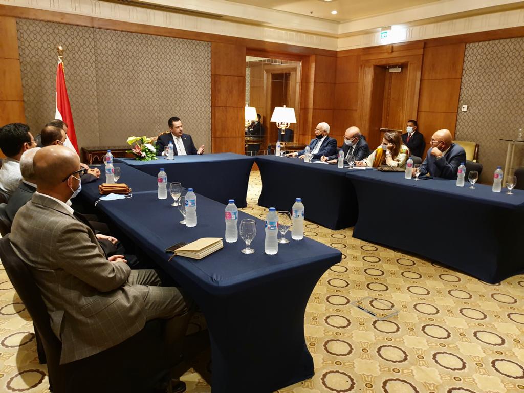رئيس الوزراء يكشف اصطدام كل محاولات الحل السياسي والسلام برفض وتعنت مليشيا الحوثي الفاشية التابعة لإيران