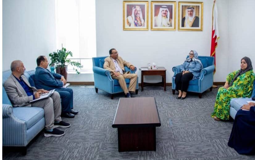 لقاء بالمنامة يبحث سبل تعزيز التعاون الصحي بين اليمن والبحرين