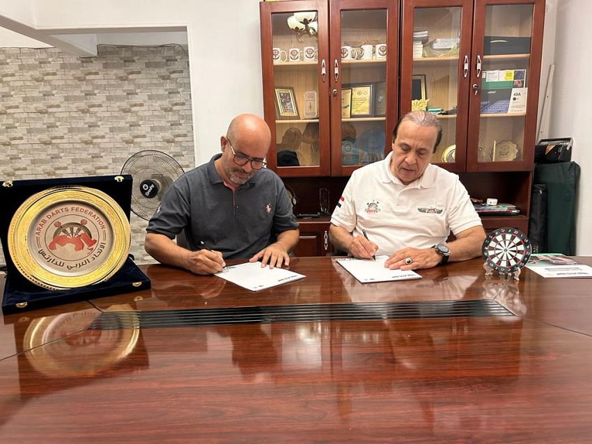 توقيع اتفاقية تعاون بين الاتحاد اليمني العام للدارتس ونظيره المصري