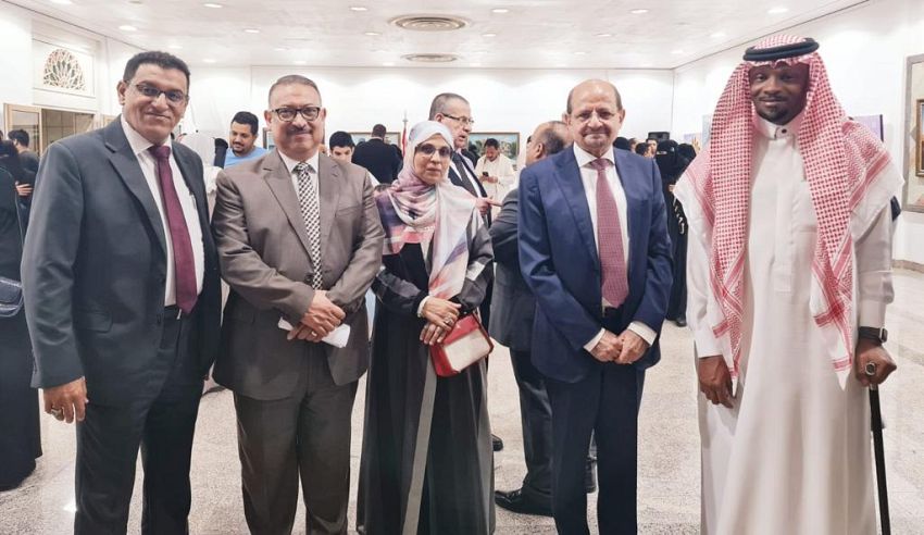 السفير الزنداني يفتتح معرض اليمن السعيد للفن التشكيلي بالرياض