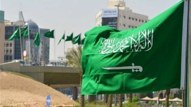 بشرى سارة لليمنيين..السعودية تعلن عن مراجعة شاملة لهذه الرسوم