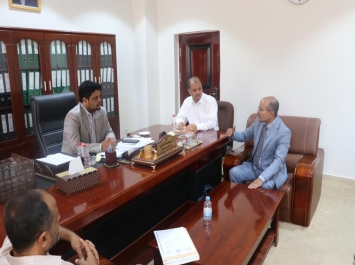 وزير الكهرباء والطاقة يلتقي بوفد منظمة تمدين شباب 