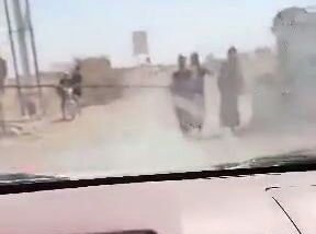 قصف حوثي عنيف على الطريق الرابط بين مأرب وصنعاء .. ومصادر تكشف تفاصيل صادمة