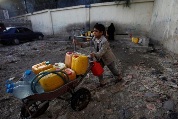اليونيسف: 17.4 مليون يمني بحاجة إلى مساعدة للحصول على المياه