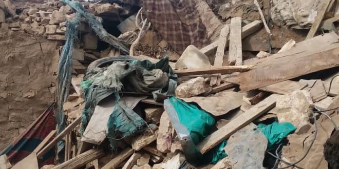 وحدة النازحين : وفاة 3 نازحين وتضرر أكثر من5 آلاف أسرة نازحة جراء السيول في مأرب.