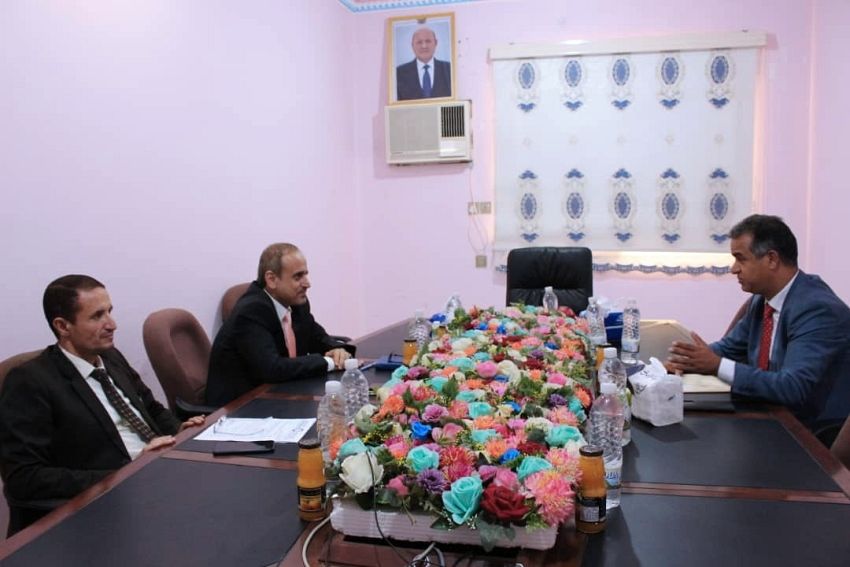 الوزير الوصابي يبحث مع سفير ليبيا تطوير العلاقات الثقافية بين البلدين