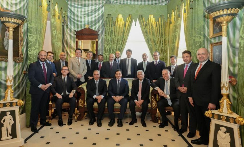 بن مبارك يستعرض مع السفراء العرب لدى لندن تطورات الأوضاع السياسية في اليمن
