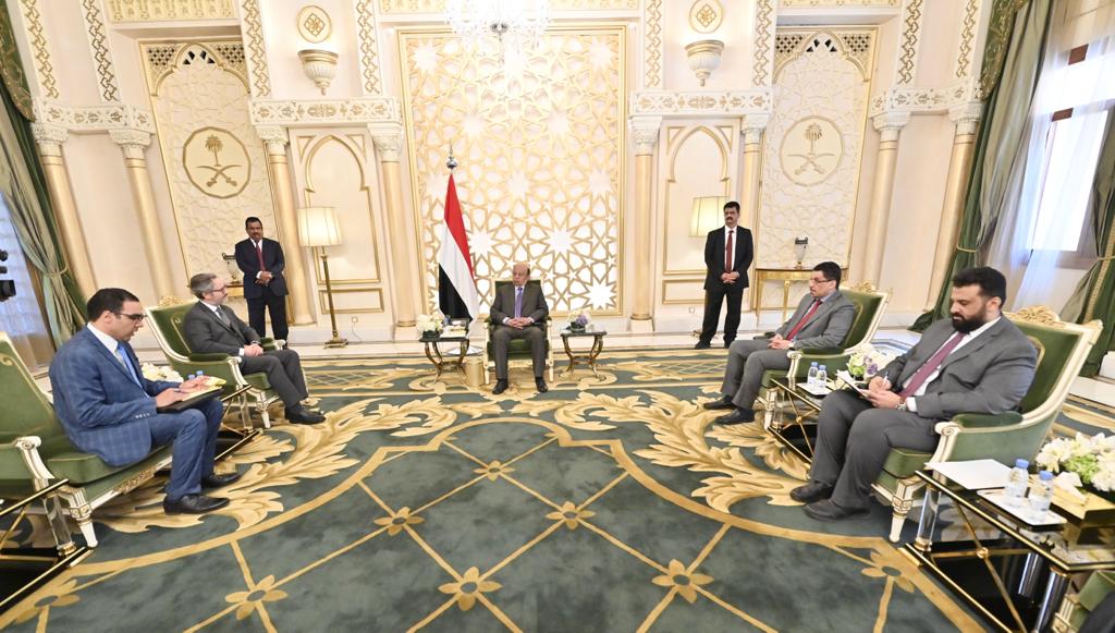 رئيس الجمهورية يتسلم أوراق اعتماد رئيس بعثة الإتحاد الأوروبي وسفير جمهورية كوبا