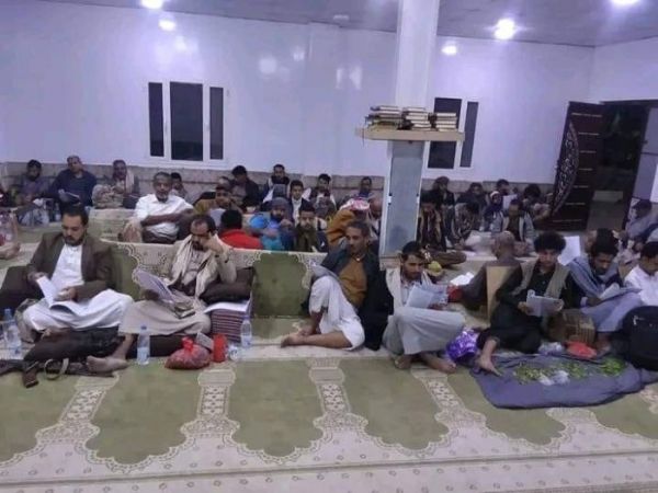 مركز حقوقي يدين التضييق الحوثي على سكان "صنعاء وعمران" في إقامة صلاة التراويح
