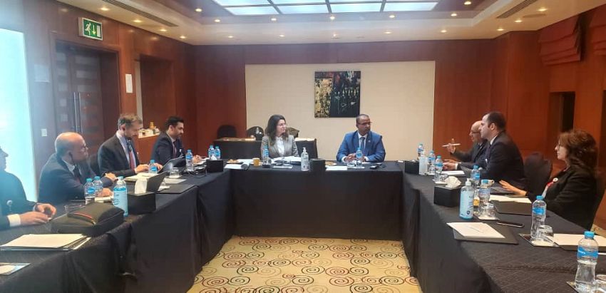 الزعوري يبحث مع فريق منظمة العمل الدولية تنفذ استراتيجية المنظمة في اليمن