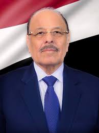 نائب رئيس الجمهورية يعزي في وفاة العميد حسين أحمد السياري