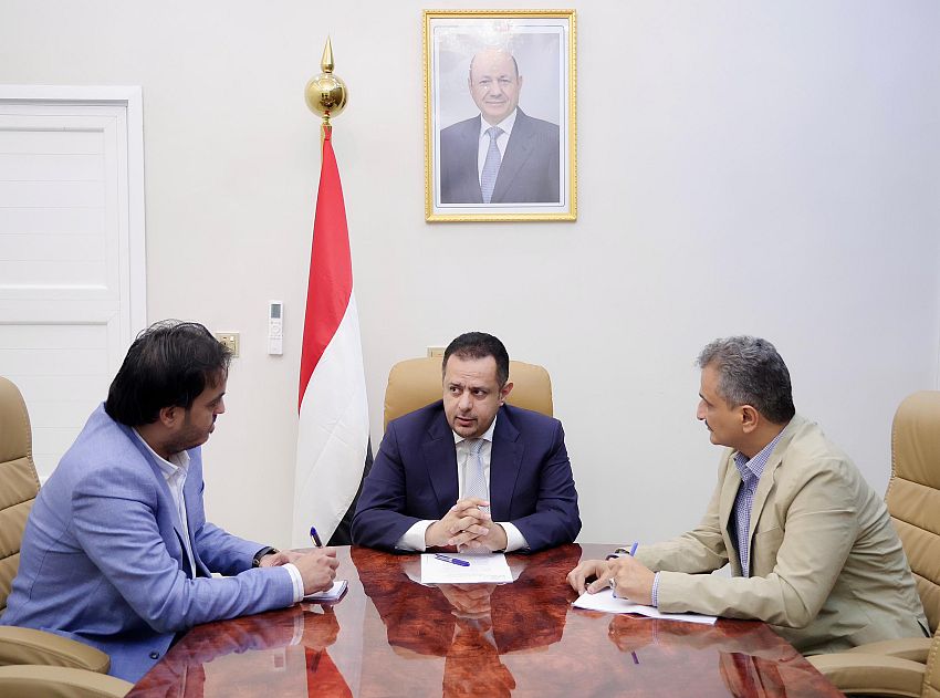 رئيس الوزراء يطلع من وزيري الكهرباء والدولة على الإجراءات المنفذة لتزويد محطات التوليد بالوقود