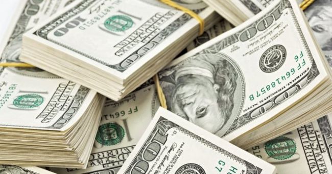محلات الصرافة تفاجئ المواطنين بهذه التسعيرة للدولار والريال السعودي قبل قليل .. شاهد السعر الجديد
