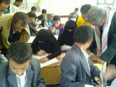 صنعاء .. مليشيات الحوثي تحول امتحانات الثانوية العامة إلى موسم لنهب وابتزاز "الطلاب"