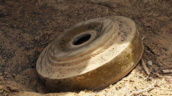 استشهاد امرأة وإصابة زوجها بانفجار لغم حوثي غربي تعز