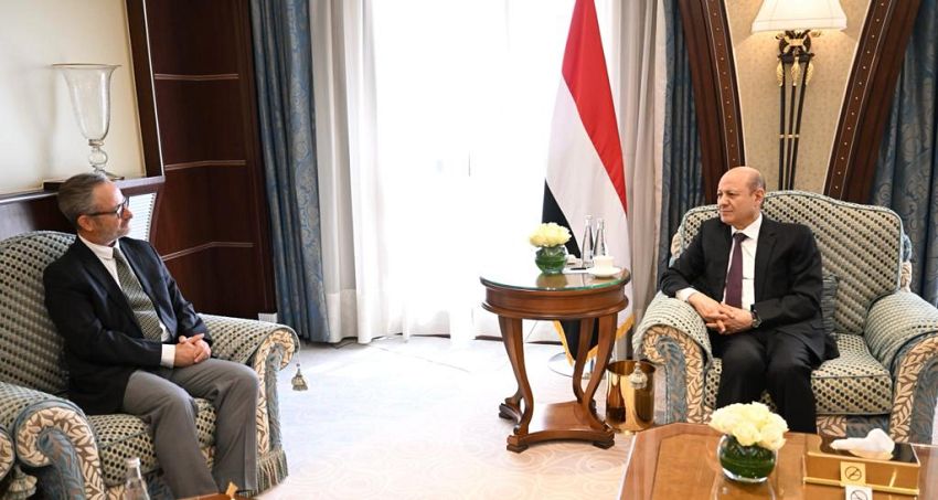 الرئيس العليمي يستقبل رئيس بعثة الاتحاد الأوروبي ويتلقى دعوة لزيارة بروكسل
