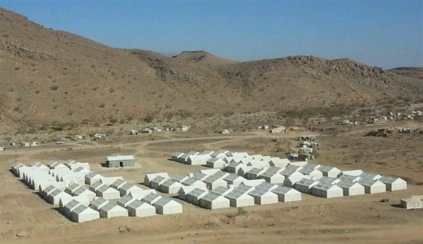 صنعاء.. مليشيا الحوثي تقصف مخيم النازحين بالخانق
