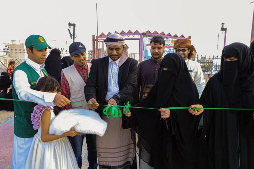مركز الملك سلمان ينظم بازارًا تسويقيًا في محافظة المهرة