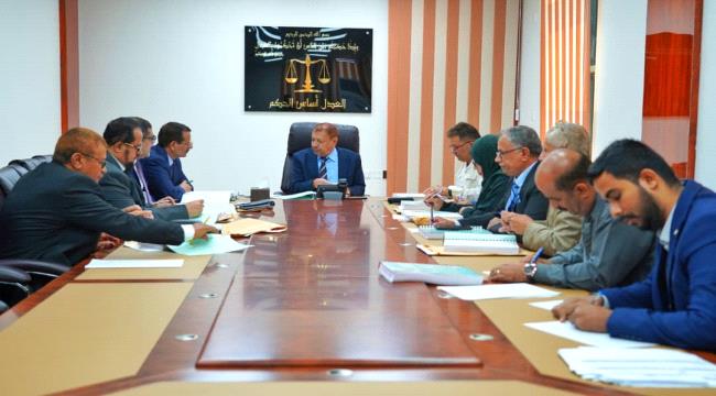 مجلس القضاء الأعلى يقر تعيين قضاة في نيابات حضرموت ومأرب