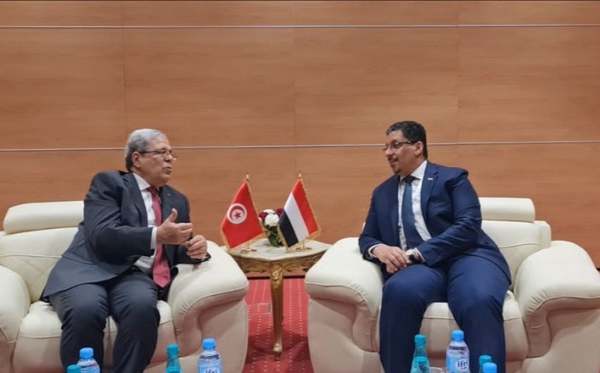 بن مبارك يلتقي وزير الشؤون الخارجية والهجرة والتونسيين بالخارج