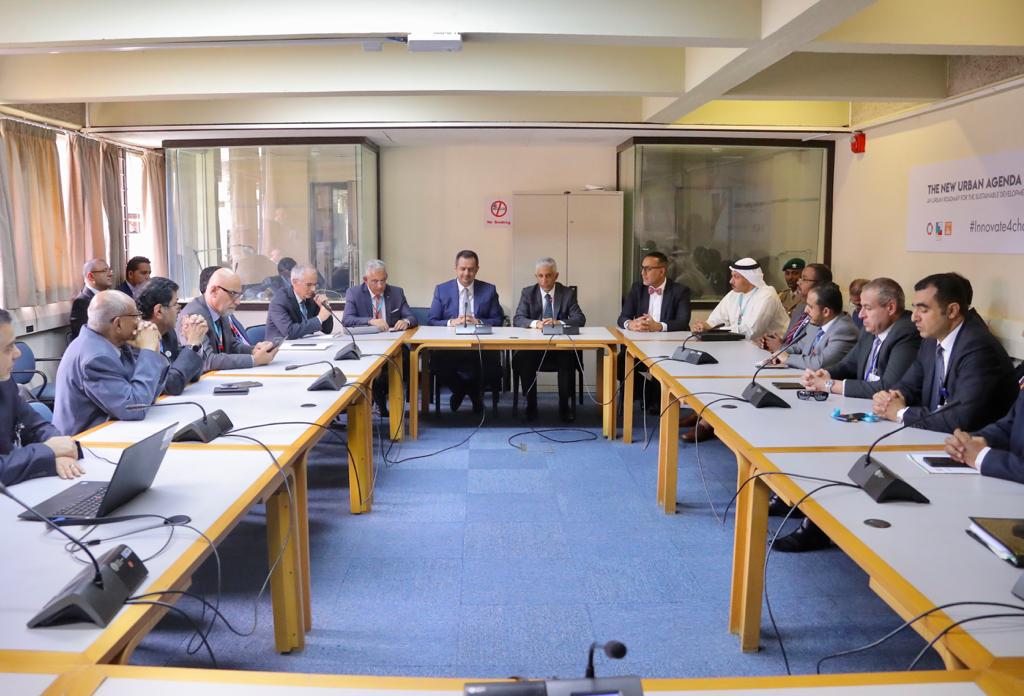 سفراء المجموعة العربية لدى كينيا يشيدون بجهود رئيس الوزراء.. ويؤكدون : اليمن أصل العرب وستعود أقوى مما كانت