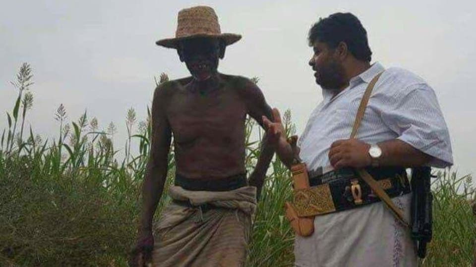 مليشيا الحوثي توزع الخمس على عناصر السلالة الهاشمية