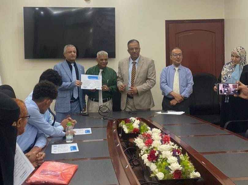 اختتام دورة تأهيلية لعدد من كوادر مصلحة الجمارك حول نماذج برنامج الاسيكودا العالمي