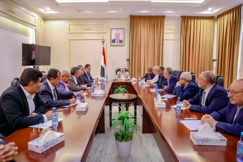هيئة رئاسة مجلس النواب تعقد اجتماعًا مع رئيس الوزراء للوقوف أمام التطورات الراهنة