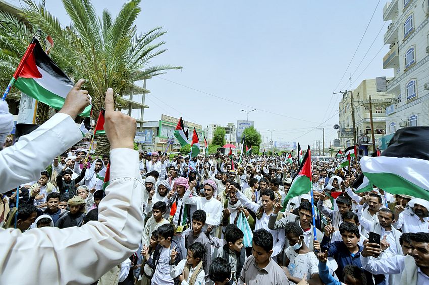 وقفة احتجاجية بمأرب تُندّد بالمجازر الصهيونية المستمرة في مدينة رفح