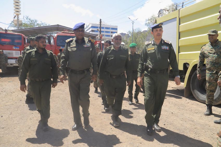 اللواء العامري يطلع على سير العمل في مصلحة الدفاع المدني
