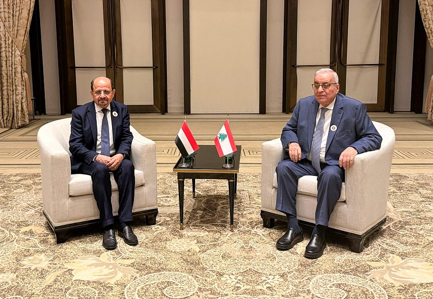 وزير الخارجية وشؤون المغتربين يلتقي نظيره اللبناني